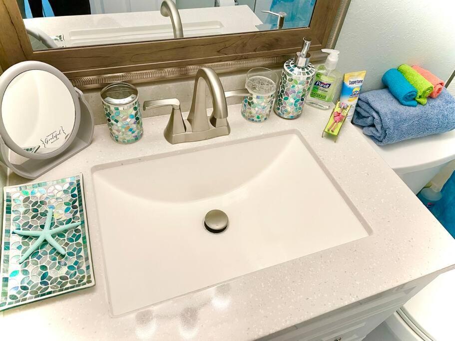 Sparkling 2Bed 1Bath Beach Home - Unit 214 Cocoa Beach Extérieur photo