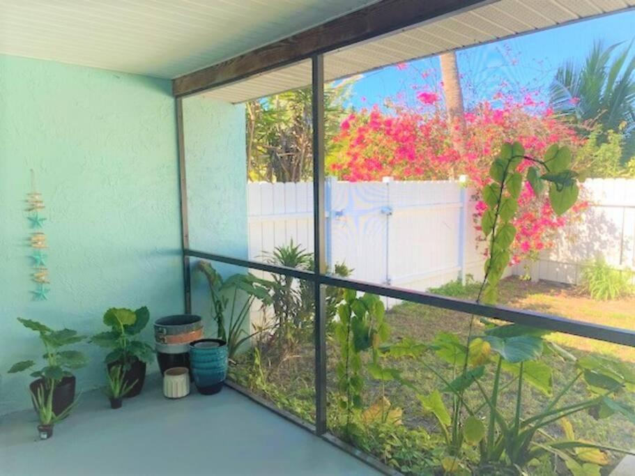Sparkling 2Bed 1Bath Beach Home - Unit 214 Cocoa Beach Extérieur photo
